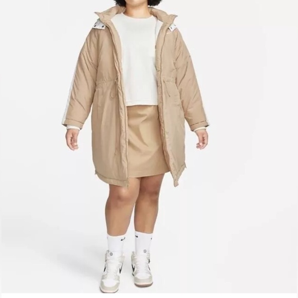 Nike Sportswear Essential Women's Hooded Puffer Jacket Tan SZ. 1X, 2X NWT $165 - Picture 2 of 5